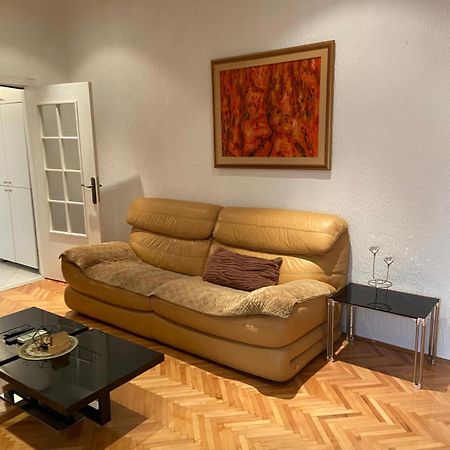 Right In The Heart Of Podgorica! Exterior foto
